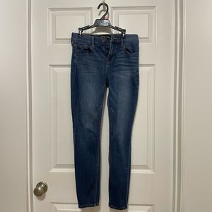 Standard blue expresses jeans